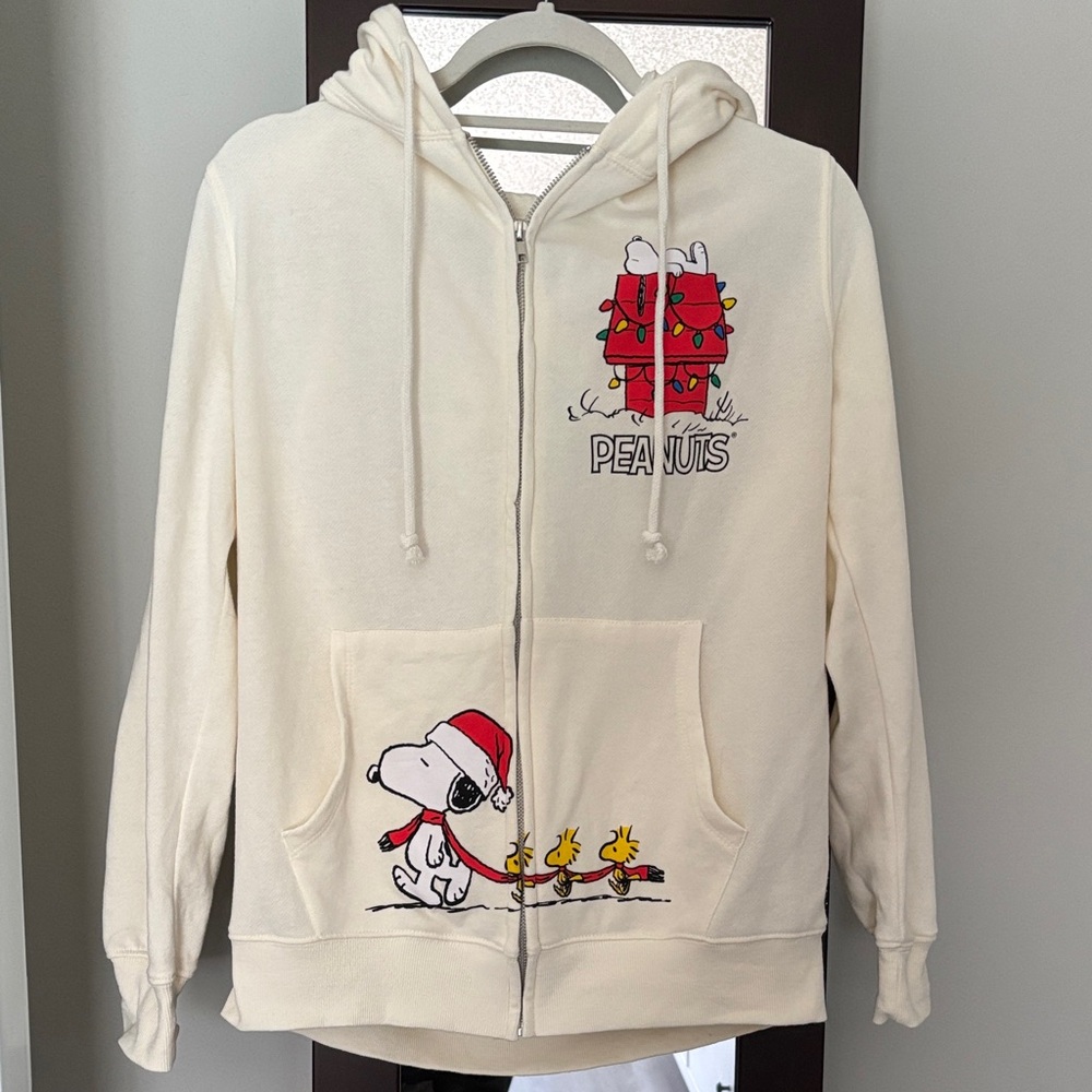 Peanuts Cream Hoodie with Red and Yellow Holiday Graphics